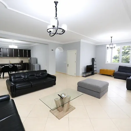 Apartment Adam Free Parking Vlore